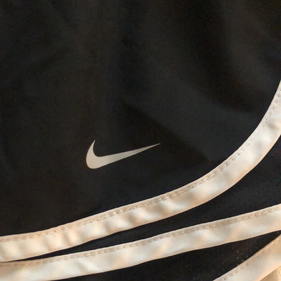 Black Nike Running Shorts. Size XL - Picture 2 of 4